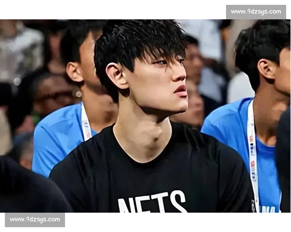 篮网中国赛引众怒：曾凡博遭雪藏，球迷高喊难平愤